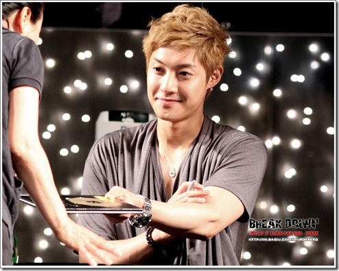 murderfansign2