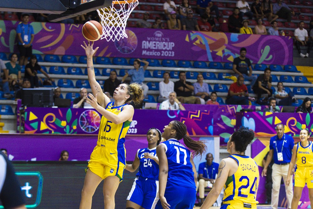 Brasil vence o México e estreia com vitória no Basquete Masculino