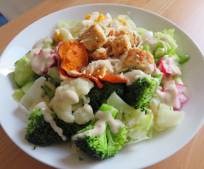 Almost Fried Chicken Chopped Salad