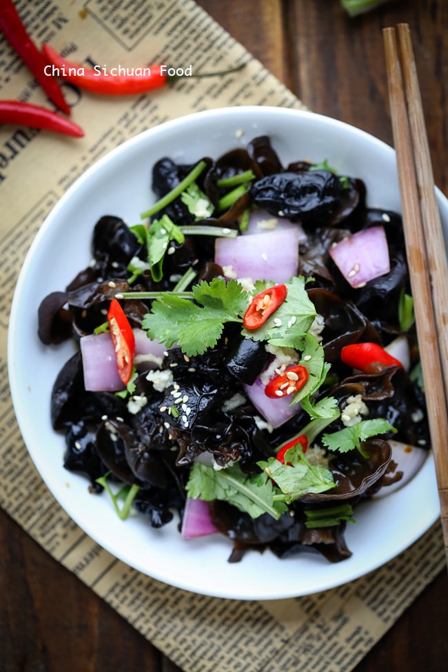 How Real Homemaker make Wood Ear Mushroom Salad