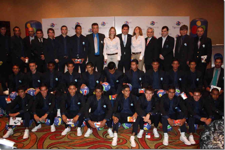 presentacion trajes seleccion sub-20