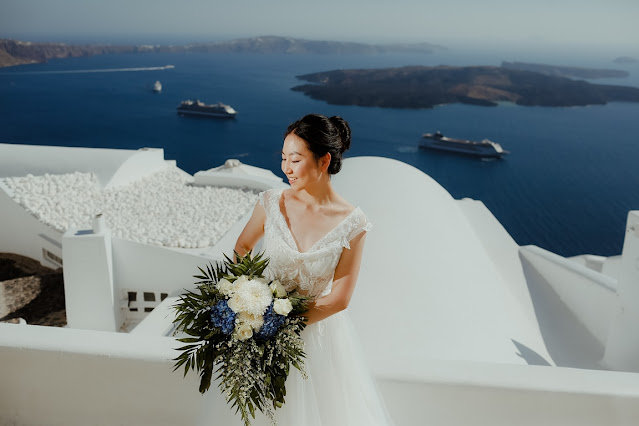 Santorini wedding with Marryme in Greece