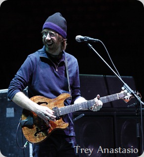 10-23-10_Phish_Amherst, MA_Vann_04