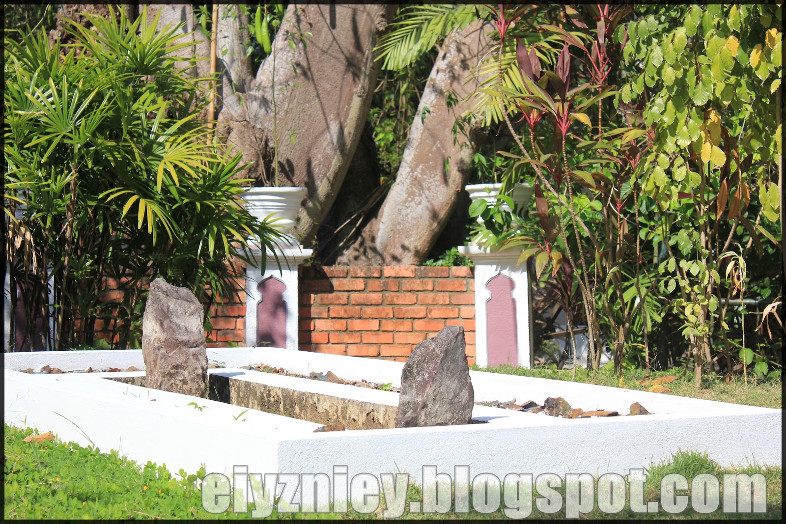 ~eiyzniey~: Makam Mahsuri (Masuri Mausoleum)