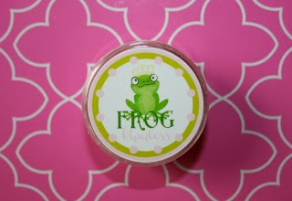 http://bumbledo.blogspot.com/2012/09/frog-gloss.html