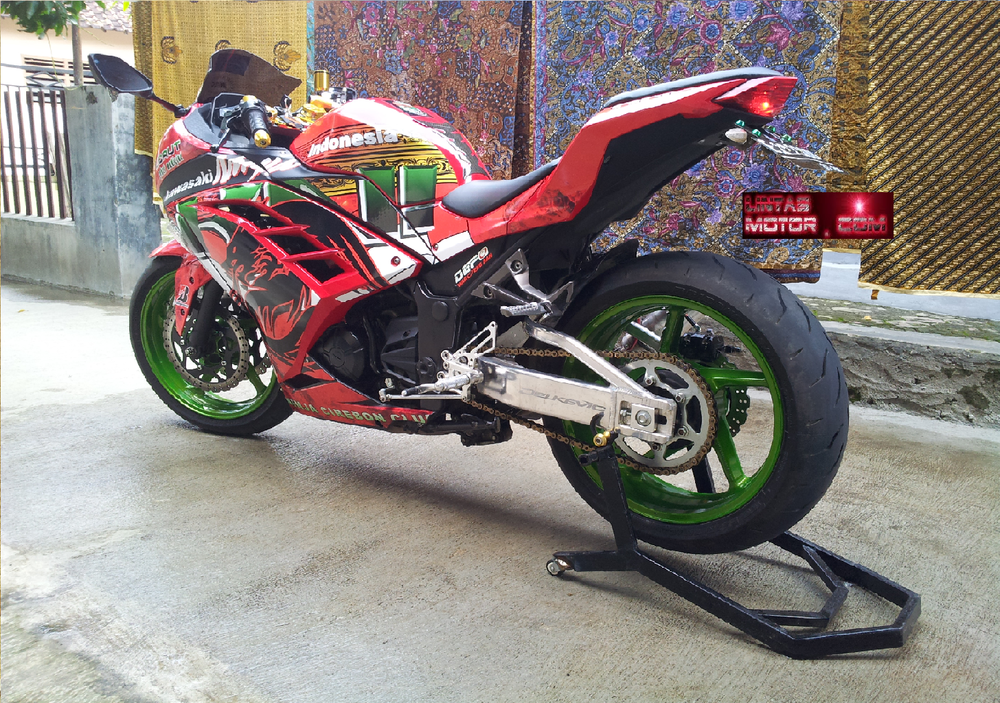 Detail Modifikasi Ninja 250 Sport Racing Man Dasar Otomotif