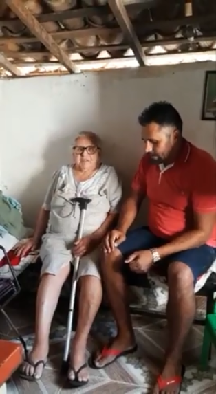 Idosa de 92 anos vive em situação desumana em Coronel João Sá/BA