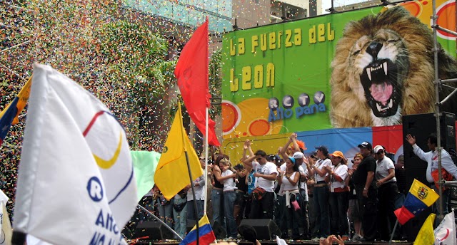 Capriles restituirá señal de RCTV cerrada por el gobierno comunista de Chávez