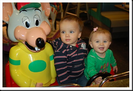 chuckecheese-12