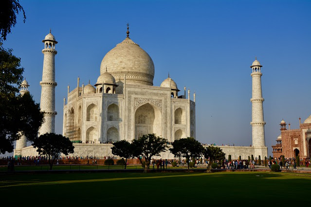 Taj mahal marathi information