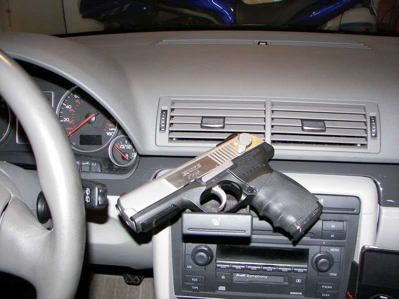 hiding a gun in your car easily (29)