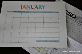 meal planning, recipes, menus, healthy eating, budget meals, organization, saving time, http://bec4-beyondthepicketfence.blogspot.com/2016/01/foodie-friday-monthly-meal-planning.html