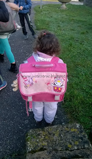 rentrée scolaire école juste 1 truc maternelle bambin enfant 