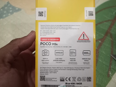 Tampilan Belakang Kotak Kemasan Xiaomi Poco M5s NFC