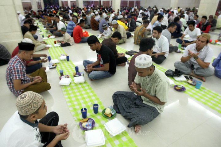 Bacaan Doa Berbuka Puasa Sunnah Senin Kamis Arab, Latin 