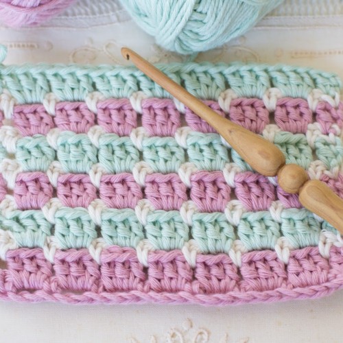 Crochet The Block Stitch - Easy Tutorial