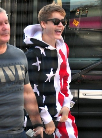 Justin Bieber in razboi cu americanii