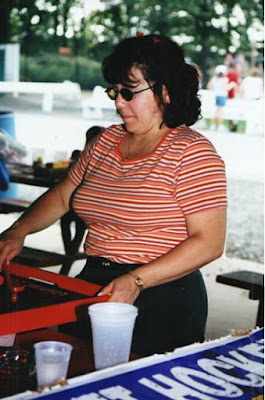 Orchard Inn Picnic... September 2, 2000