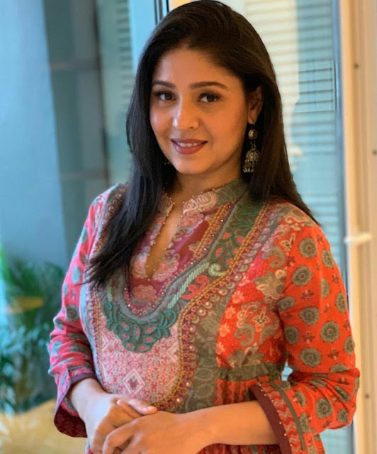 Sunidhi Chauhan Wallpaper