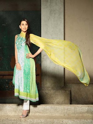 Karisma-Kapoor-Model-For-CRESCENT-Lawn-Collection-2012-By-Faraz-Mana