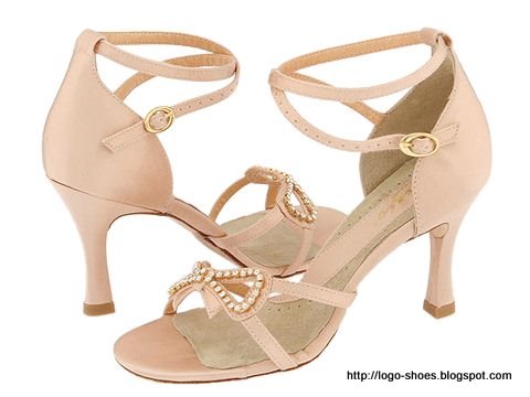 Logo shoes:PJ82531