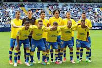 U. D. LAS PALMAS - Las Palmas de Gran Canaria, España - Temporada 2015-16 - David García, Raúl, Bigas, Mauricio Lemos, Dani Castellano y Momo; Willian José, Roque Mesa, Tana, El Zhar y Jonathan Viera - MÁLAGA C. F. 4 (Cop, Charles 2, Atsu) U. D. LAS PALMAS 1 (William José) - 15/05 2016 - Liga de 1ª División, jornada 38 - Málaga, estadio de La Rosaleda - Las Palmas se clasifica 11º en la Liga, con Paco Herrera y Quique Setién de entrenadores