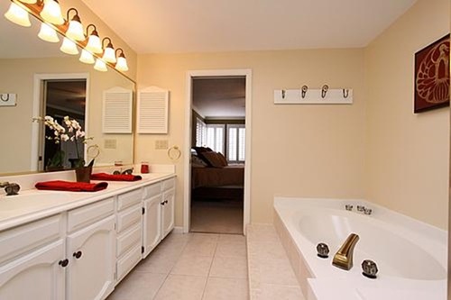 masterbathroom_500