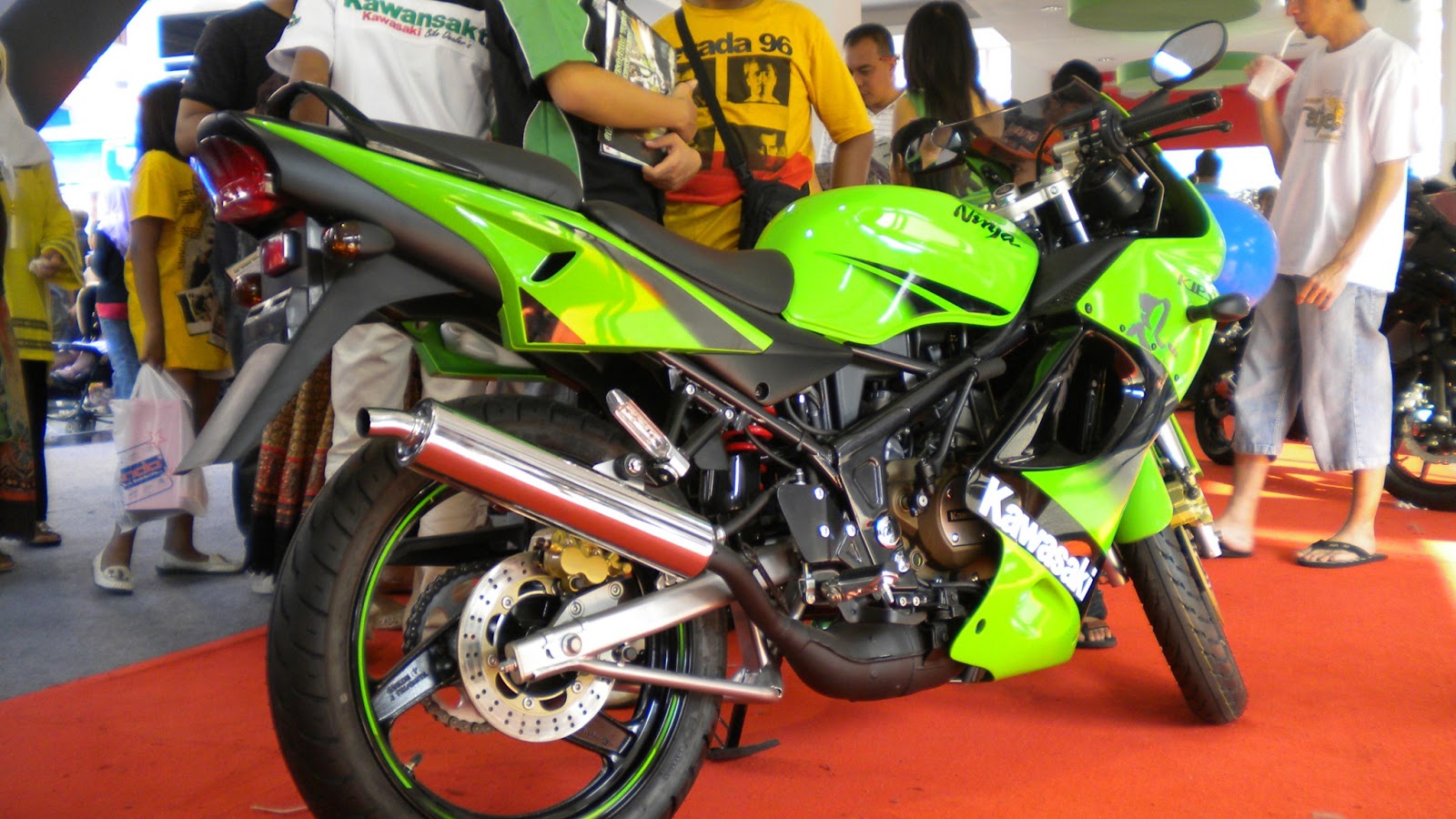  NINJA 150 RR