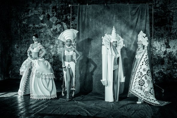 Asya Kozina Dmitriy Kozin esculturas de papel roupas figurinos trajes culturas exóticas fashion