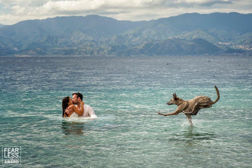 These Are The Most Awesome Wedding Photos Of 2018