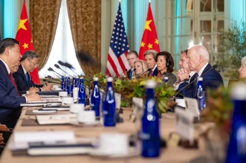 Xi Jinping, presidente da China, e Joe Biden, presidente dos Estados Unidos, em encontro em São Francisco, na Califórnia | Foto: Divulgação/X/@POTUS