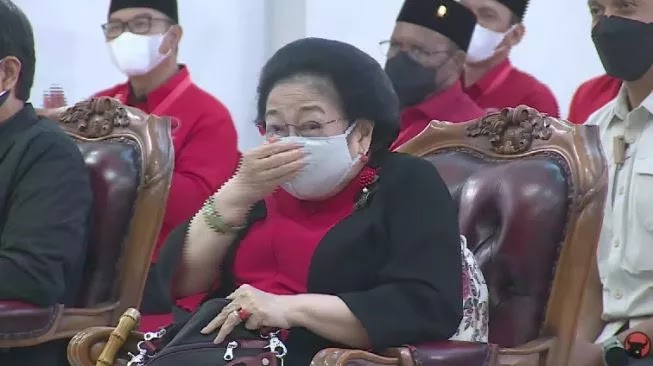 Lihat Tuh! Megawati Tersipu Malu Usai Dipuji Jokowi: Cantik dan Auranya Kharismatik