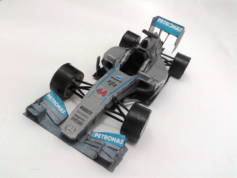 Mercedes W05