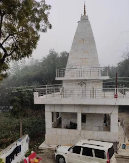 समाजसेवी अनिल सिंह ने केराकत में बनवाया सिद्धेश्वर महादेव मंदिर | #NayaSaberaNetwork