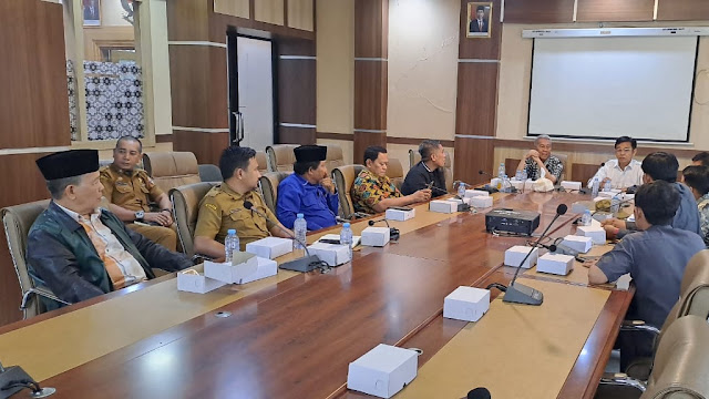 Bahas Tahapan Pilu Serentak 2024, DPRD Wajo Audiens dengan KPU dan Bawaslu