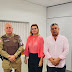 Ibirataia: Prefeita e Secretário de Governo se reúnem com o coronel Coutinho para tratar de segurança pública da cidade