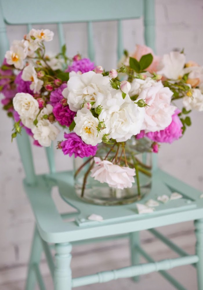 Decorate with Flowers by Holly Becker & Leslie Shewring