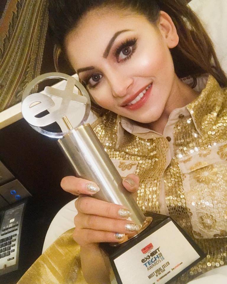 Urvashi Rautela Hot 2016