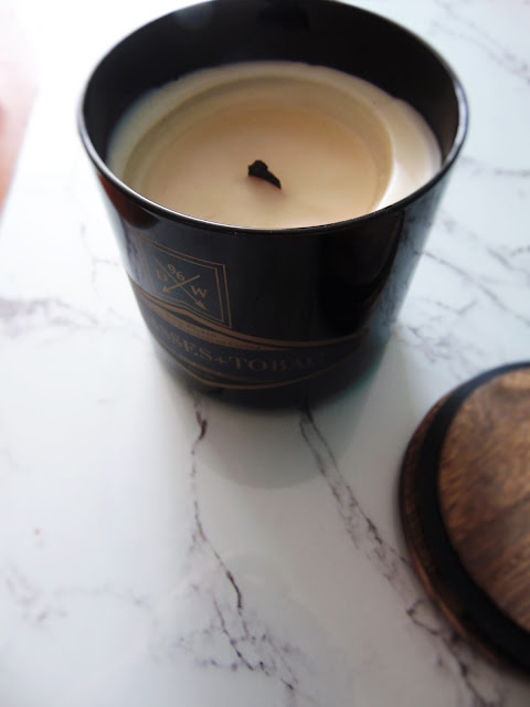 DW Home Inc Molasses + Tobacco candle