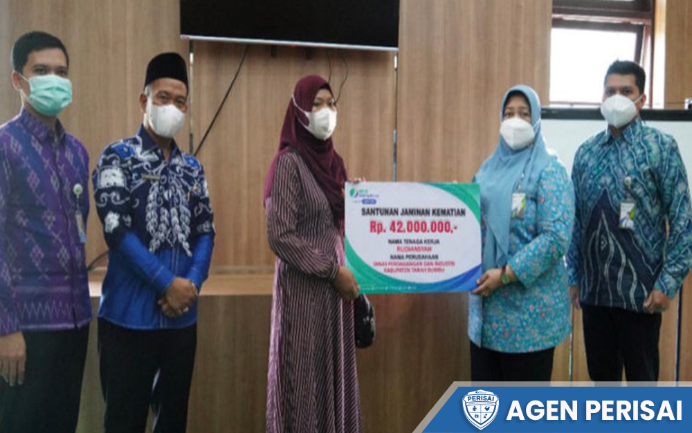 2 Ahli Waris Terima Klaim Santunan BPJS Ketenagakerjaan