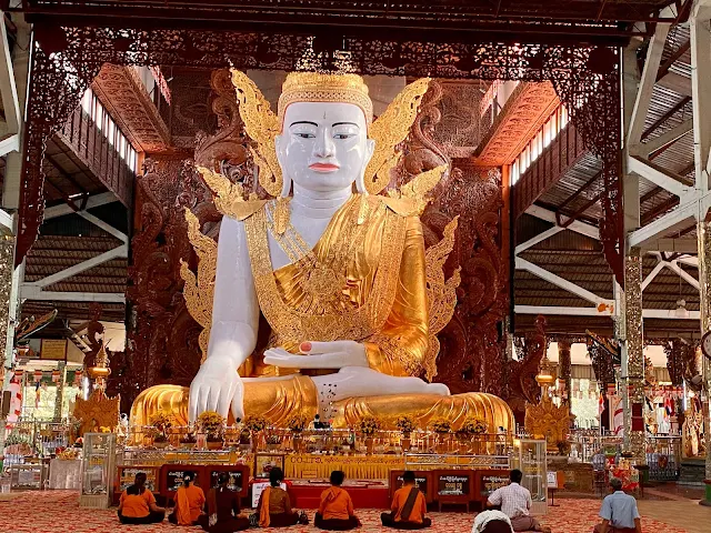 Ngar Htat Gyi Pagoda (Yangon)