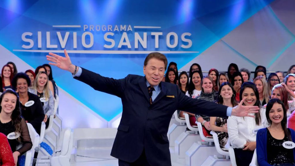 Silvio Santos anuncia retorno ao seu programa no SBT após 8 meses
