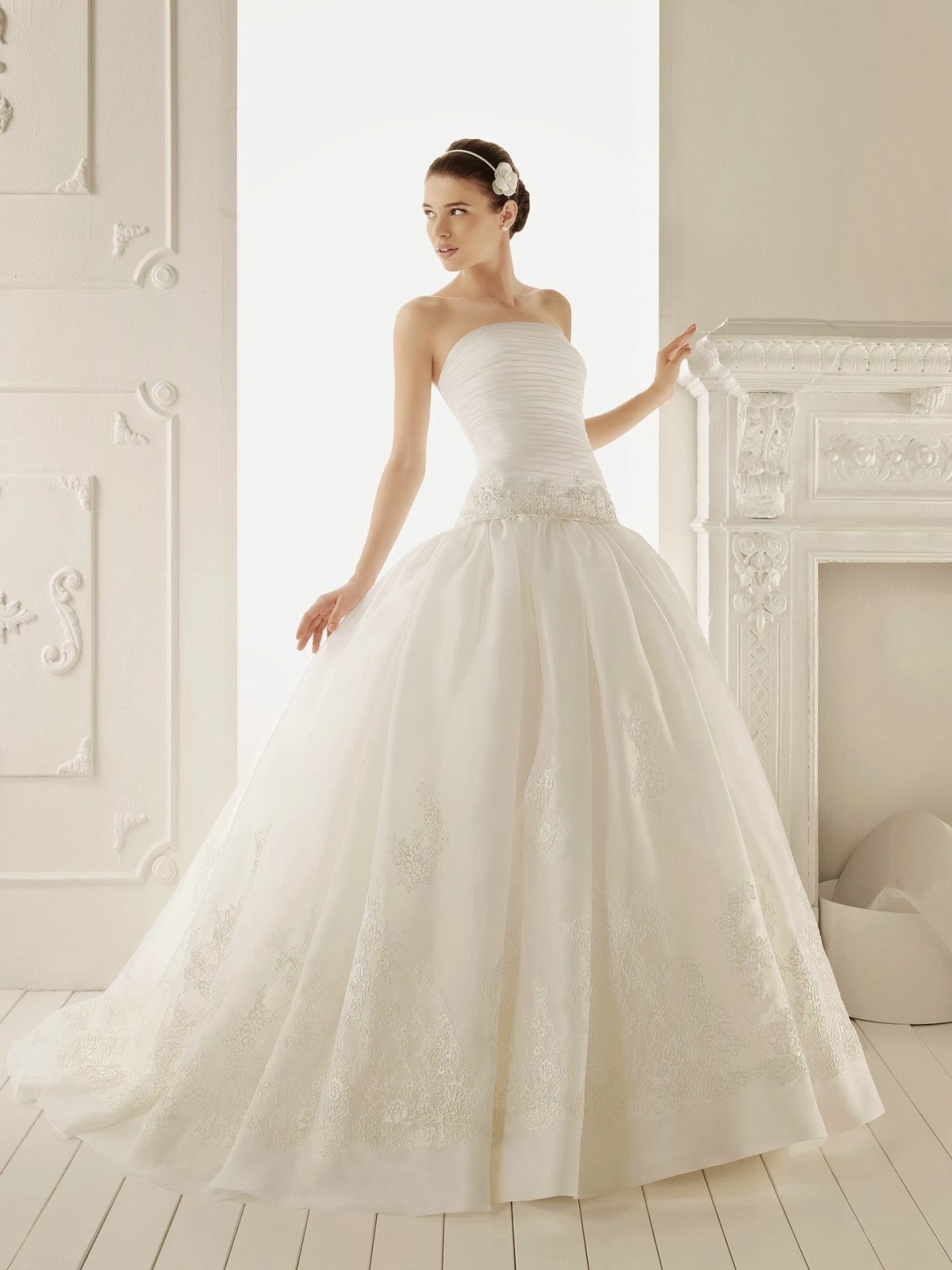 strapless lace ball gown wedding dresses ball-gown-strapless-organza-2013-new-wedding-dress-with-lace 