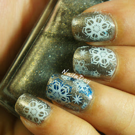 NailaDay: Sparkly grey franken with snowflakes