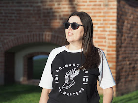 Koszulka, sandały i torba Dr Martens/ Dr Martens T-shirt, sandals and bag