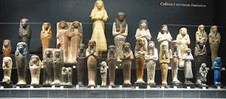 did egyptian pharaohs take servants to the grave