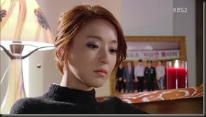 Secret.E09.mkv_001902334