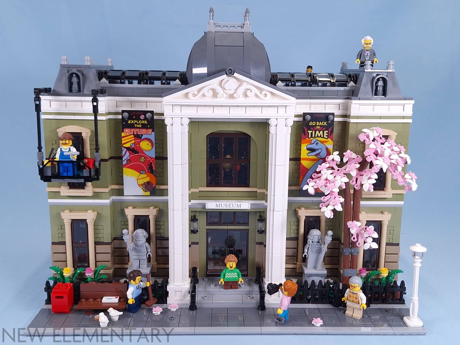 Great info & photos at new LEGO History site