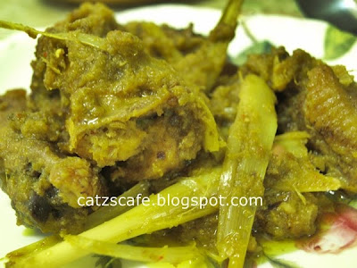 Catz's Cafe: Ayam ungkep lada hijau