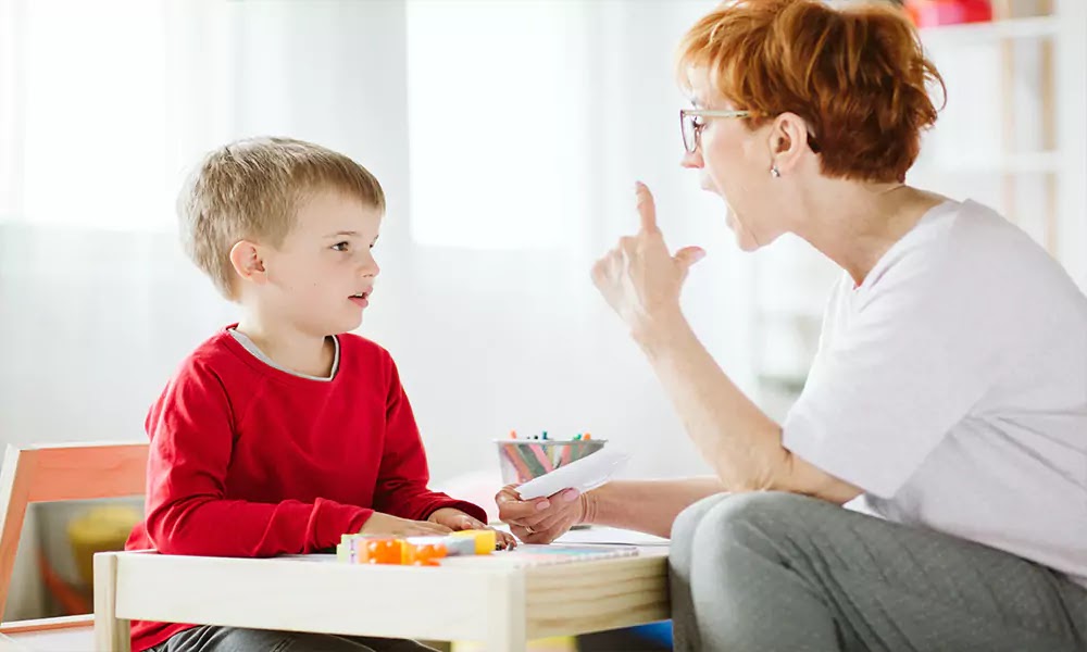 Cara Tepat Mendidik Anak Autisme